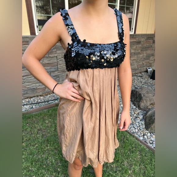 Hannah Jo 100% Silk Babydoll Dress (Small) - Picture 3 of 7